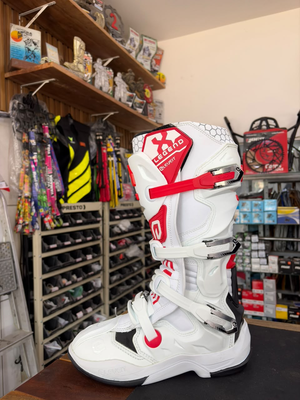 Bota ASW Off Road – Proteção e Desempenho para Motocross